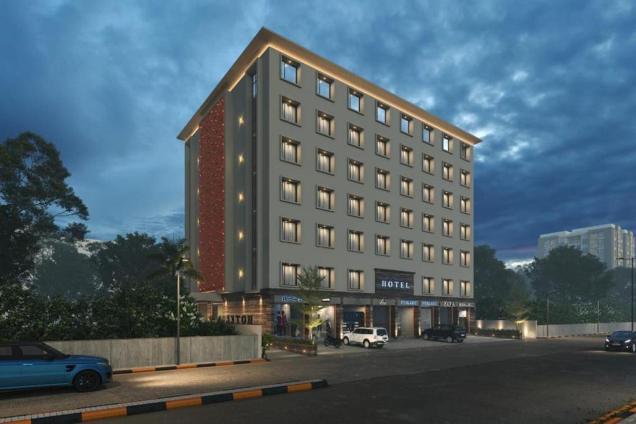 The Sky Imperial Hotel Kailash Jāmnagar Dış mekan fotoğraf